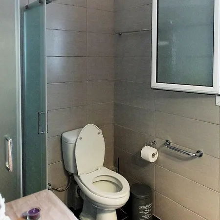 Classy & Spacious Flat Apartmán